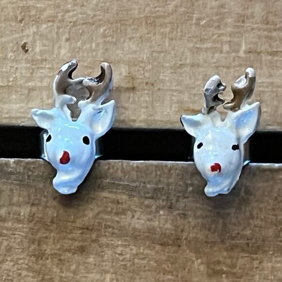 Pair of VTG Christmas Holiday Reindeer Earrings. White/red. Small! hand painted - Picture 1 of 4